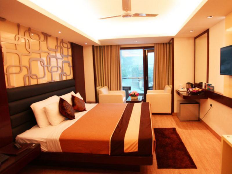 Fabhotel Red Leaf Mall Road Mussoorie Kültér fotó