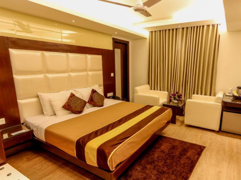 Fabhotel Red Leaf Mall Road Mussoorie Kültér fotó