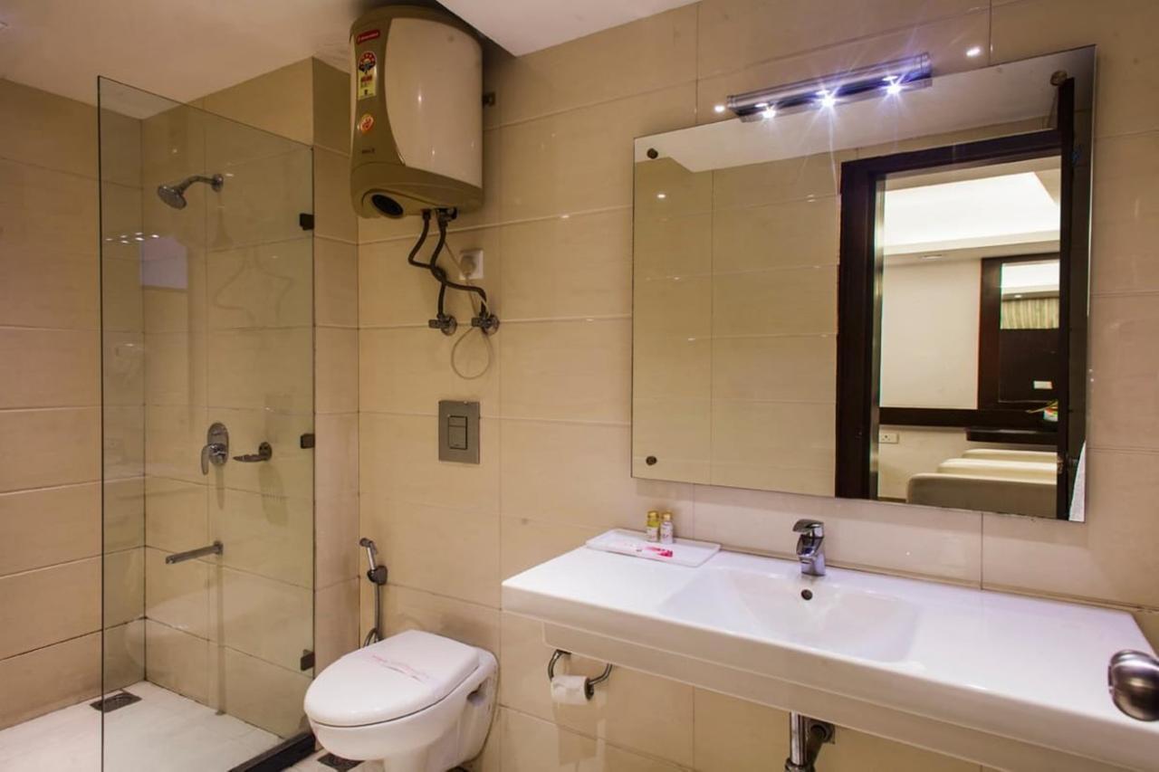 Fabhotel Red Leaf Mall Road Mussoorie Kültér fotó