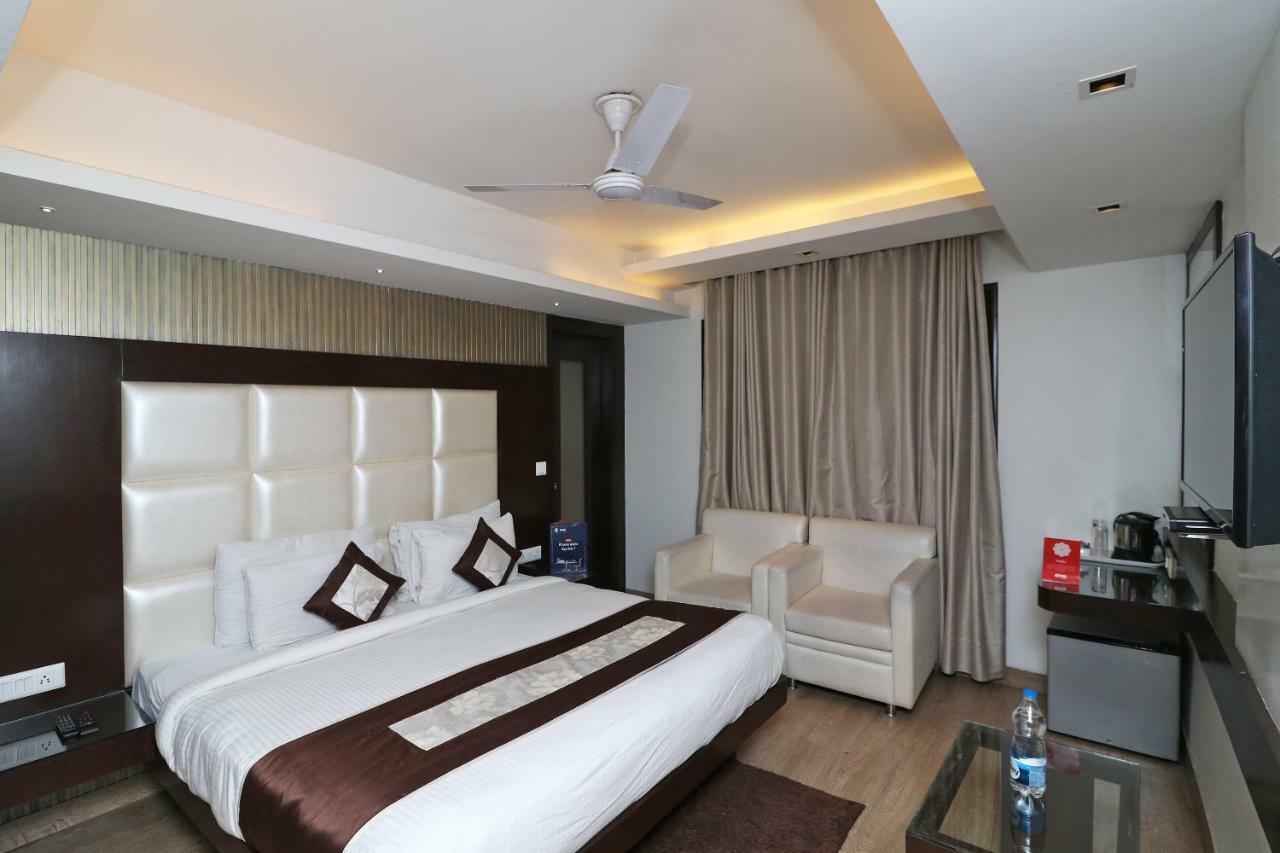 Fabhotel Red Leaf Mall Road Mussoorie Kültér fotó