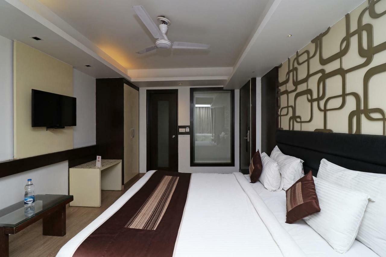 Fabhotel Red Leaf Mall Road Mussoorie Kültér fotó